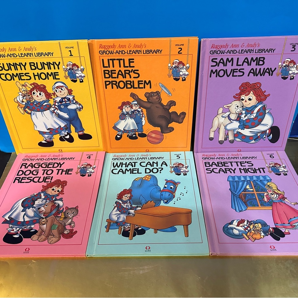 Raggedy Ann & Andy's Grow-and-Learn Library Complete Set of 20 Hardcover Books - Picture 2 of 8